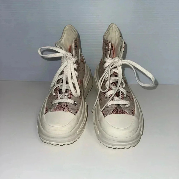 Converse Run Star Legacy CX Platform Cheetah Size 4.5 Kids / 6-6.5 Women’s - Picture 13 of 16